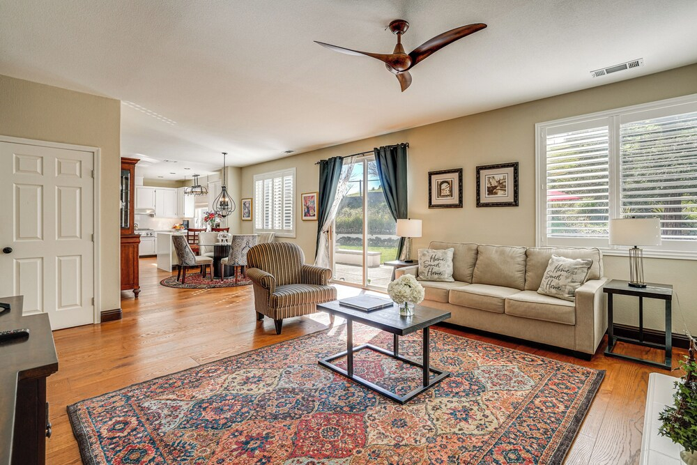 Fairfield Wine Country Getaway w/ Backyard Oasis!