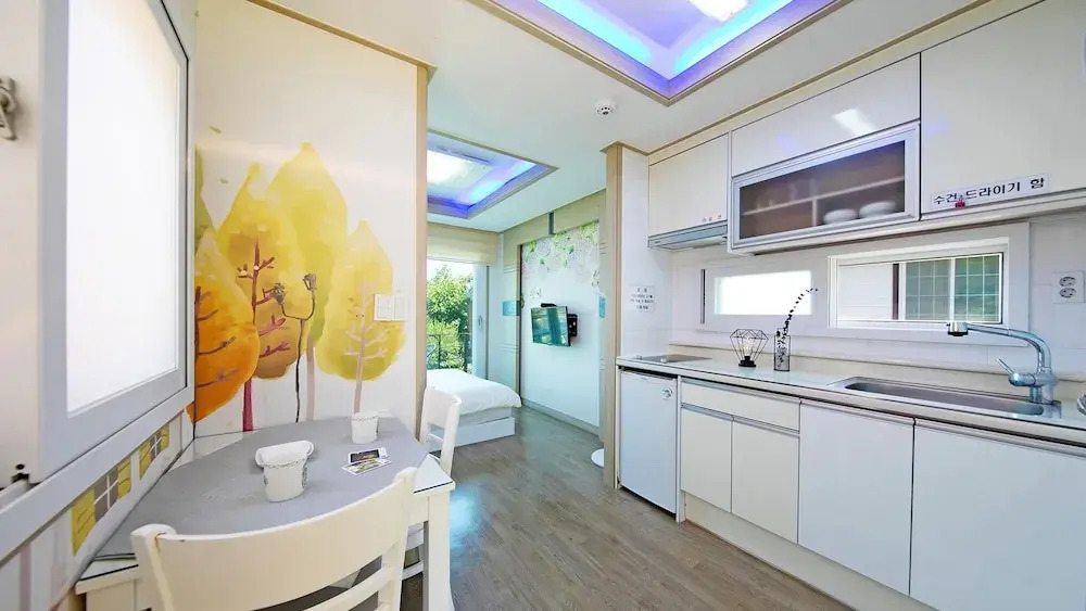 Yeosu Sky Bora Pension