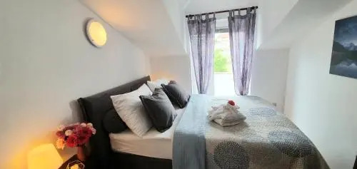 APARTMENTS VILLA BARE - Sea View & Private Parking