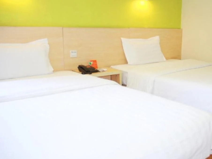 7days Inn Wuhan Qinnian Road Subway Station Hangkong Road