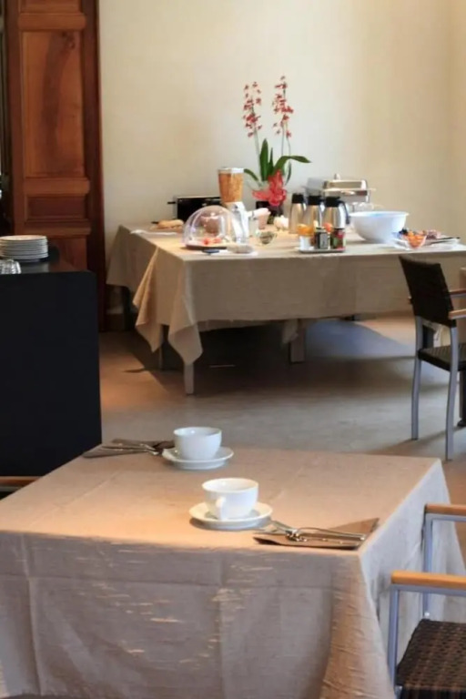 Hôtel & Restaurant - Le Manoir des Cèdres - piscine extérieure et climatisation