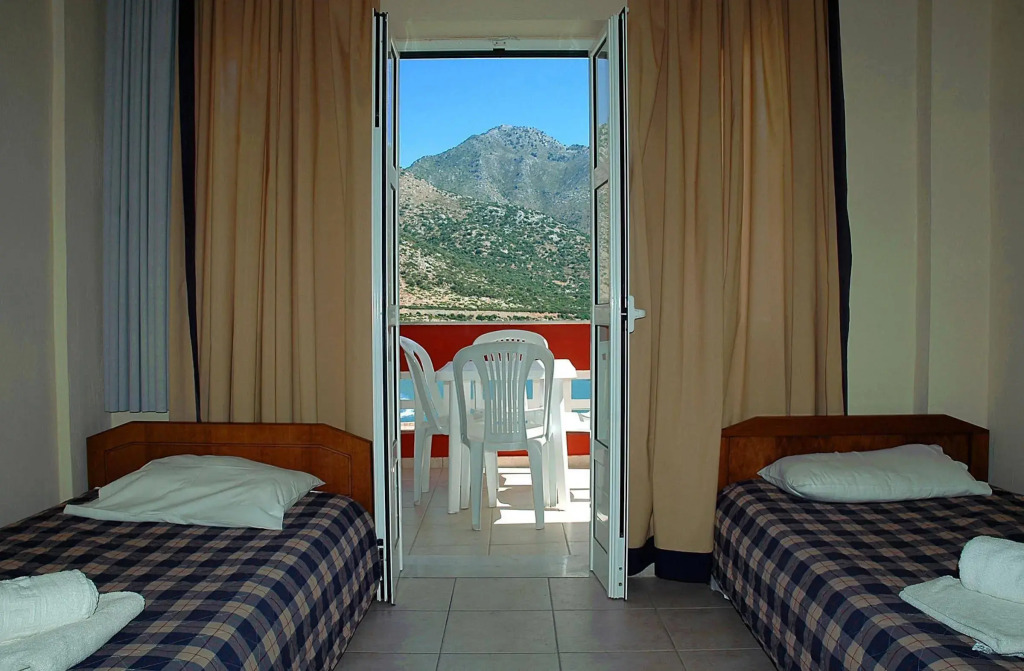 Troulis Apart-Hotel