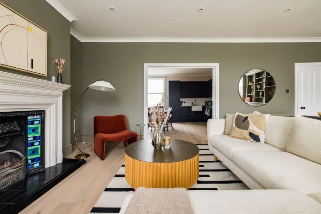 The Clapham Chambers - Stunning & Bright 3BDR Flat with Terrace