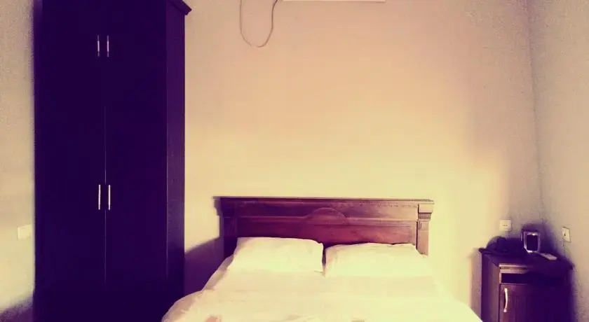 Hotel Alex