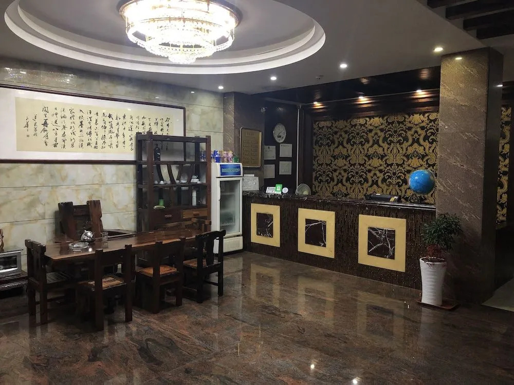 Puqian Business Hotel
