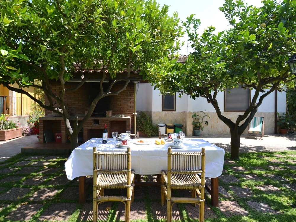 Detached House, 100m From the sea With Garden and Terrace. Best Belvilla 2016!