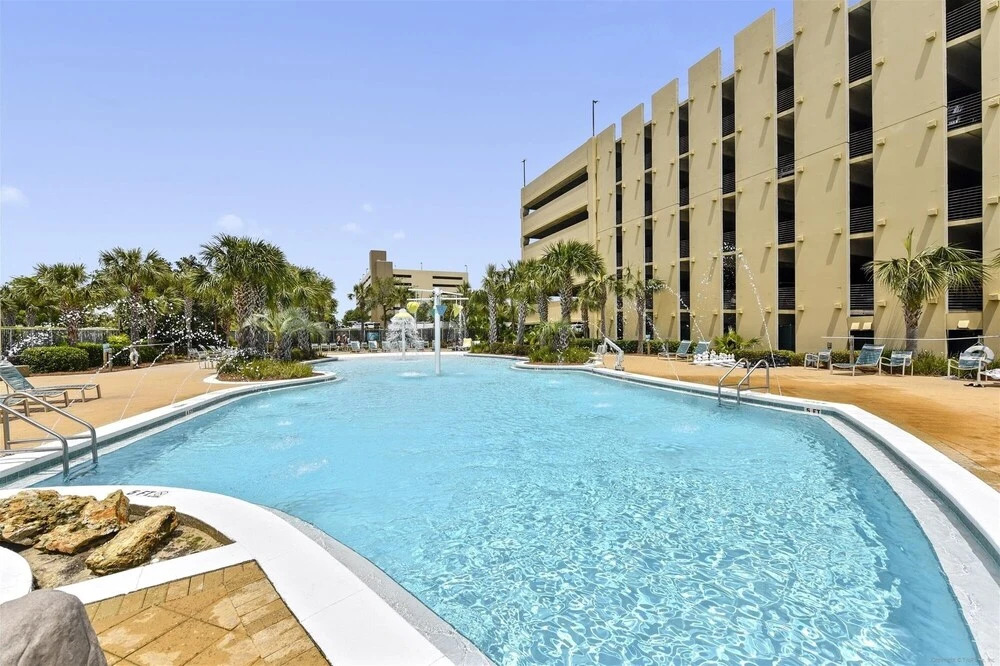 Emerald Beach 1830 - 2 Bedroom/2 Bath+Bunks 2 Condo by RedAwning