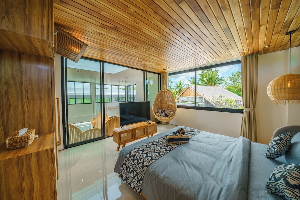 Villa Arunika - Stylish tropical 2BR Villa close to Nyanyi beach