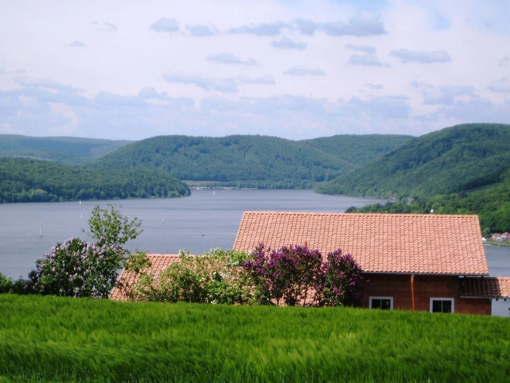 Mediterranean-style Flat With Wood Stove, Terrace and a Terrific View of the Edersee dam