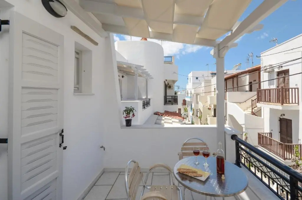 Naxos Dream Calypso Studios