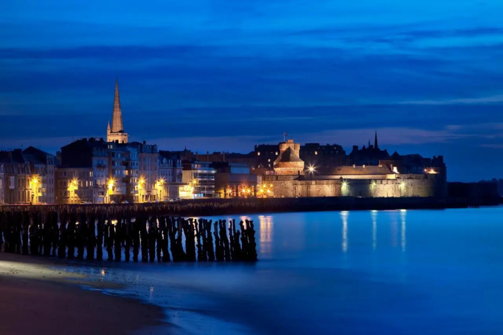 Escale Oceania Saint Malo