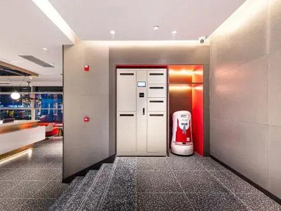 Ibis Hotel (Beijing Huilongguan Wendu Water City)