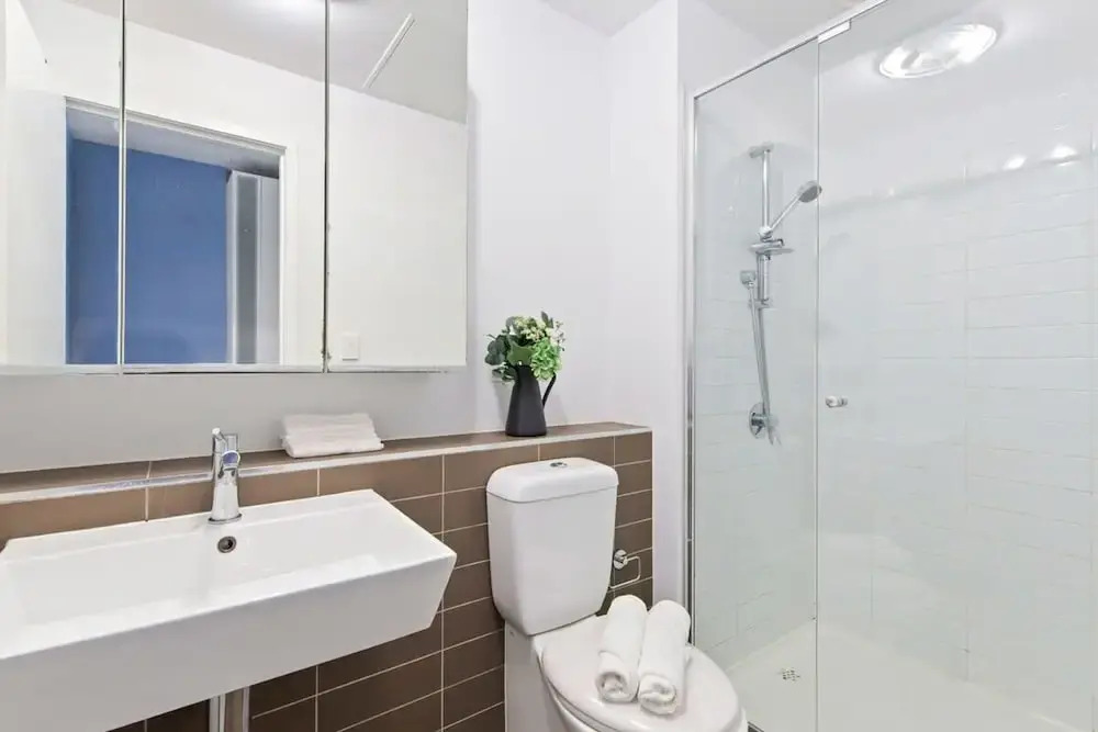 A Cozy & Stylish Studio Next to Southern Cross