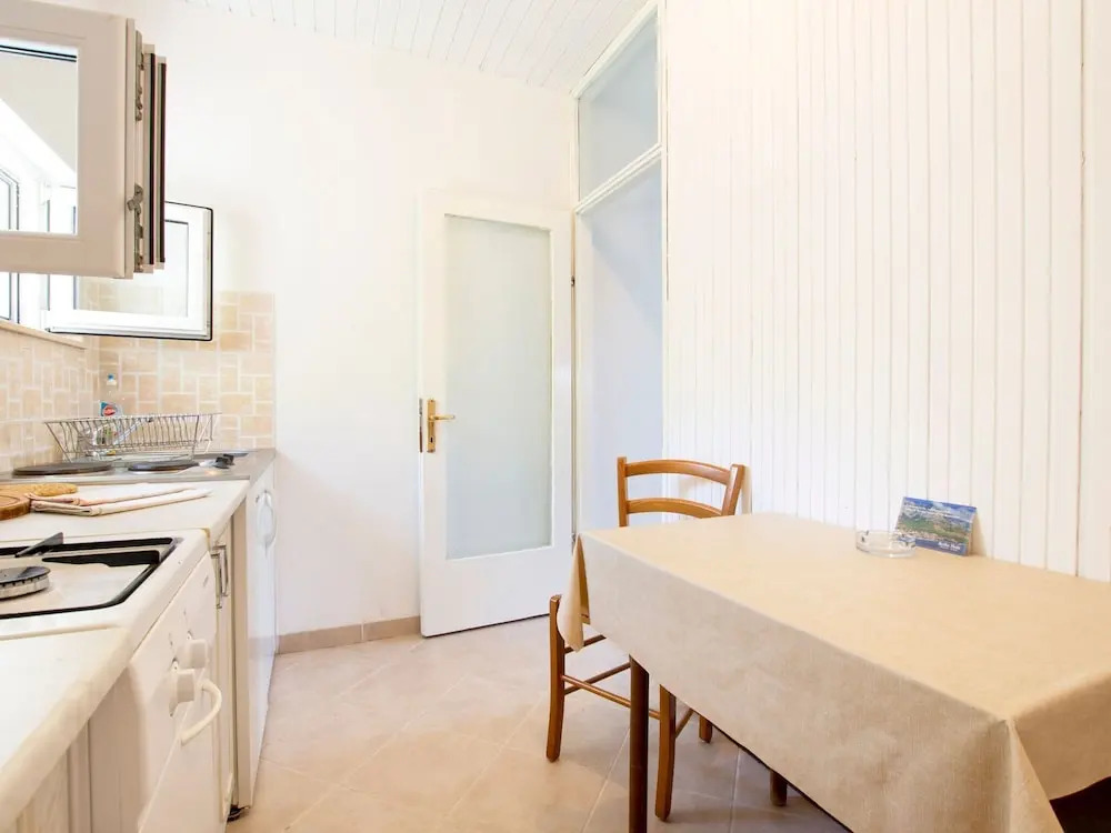 Cosy Holiday Home in Baška Voda With Terrace