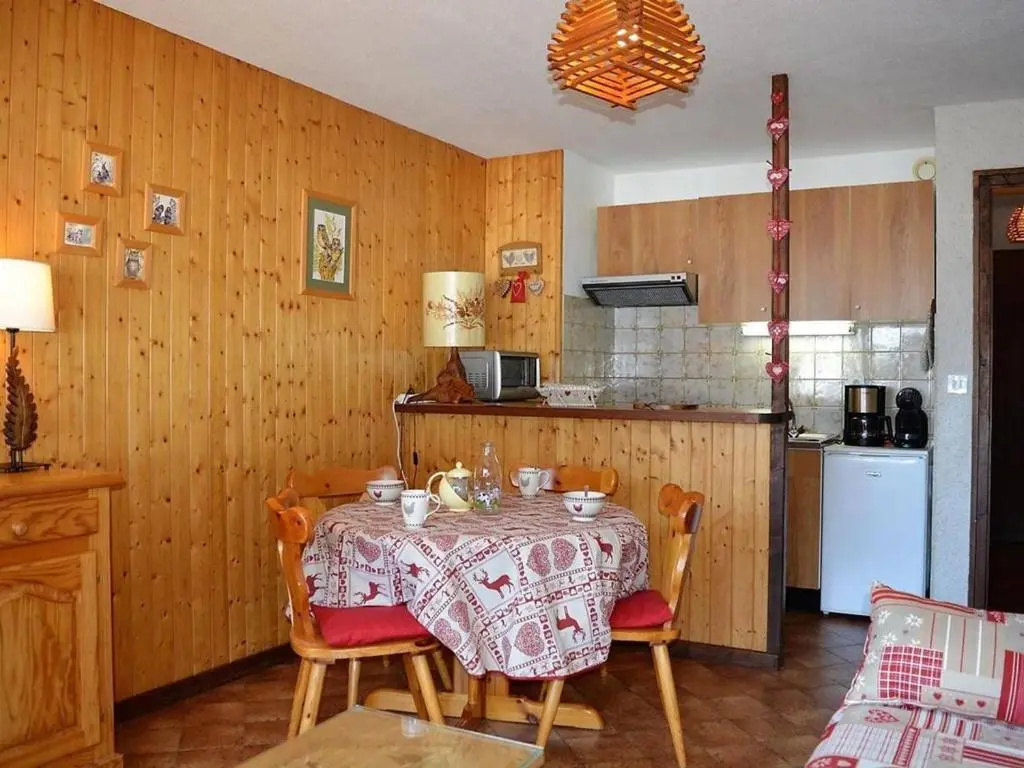 Appartement Le Grand-Bornand, 1 pièce, 4 personnes - FR-1-241-92