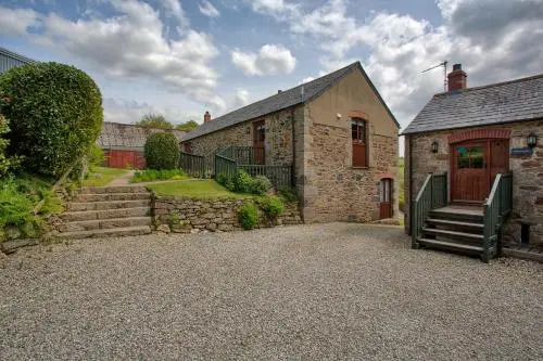 Tregolls Farm Cottages