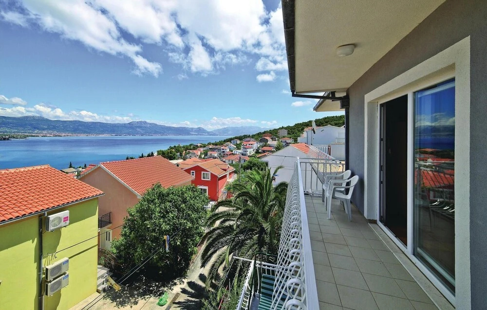 Awesome Home in Mastrinka With Wifi and 2 Bedrooms