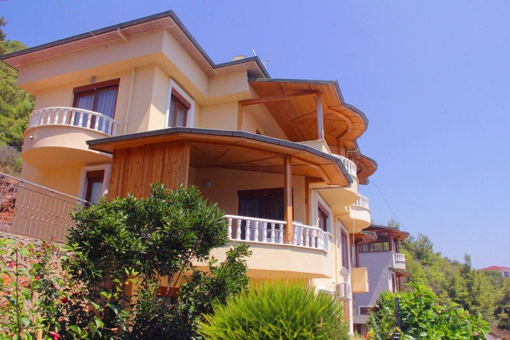 3 Br Bektas Sea View Villa 2 - Bav 9927