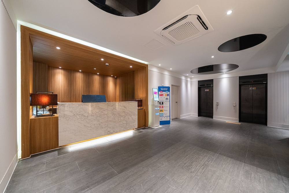 Guwol Rondo Hotel