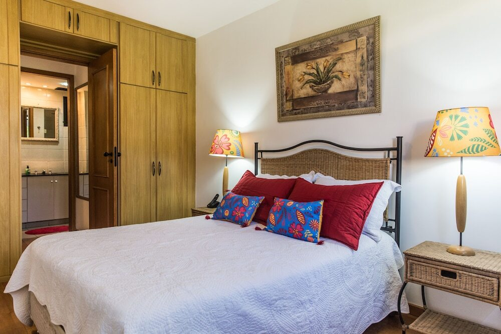 Ipanema 503 - Apart Hotel - Quadra da Praia com Piscina, Sauna, Academia e Garagem.