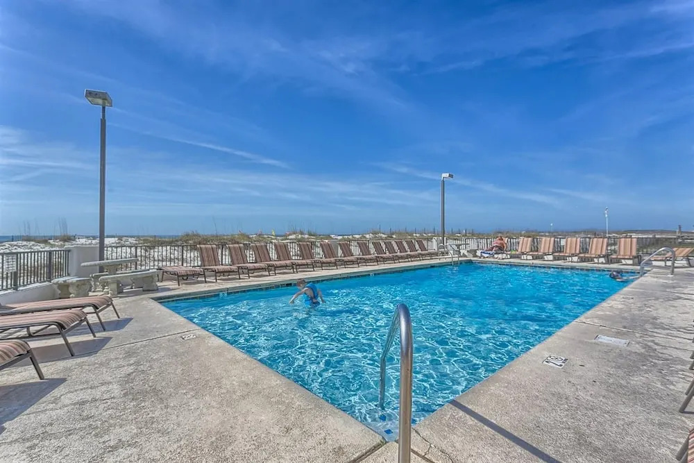 Island Winds East 606 by Meyer Vacation Rentals