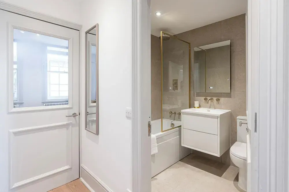 JOIVY Stylish 1 bed flats in Soho