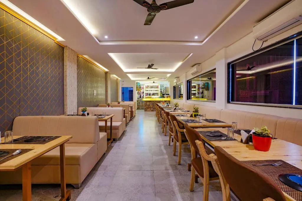 Fabhotel Farmaish Garden