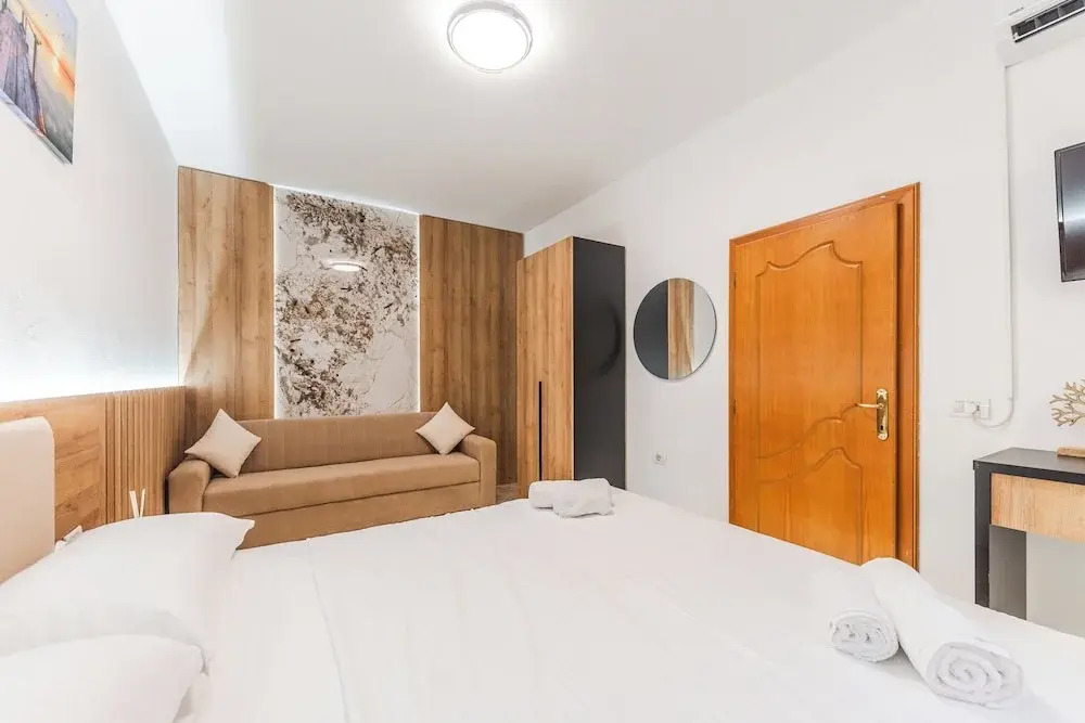 ApartHotel by PikHost