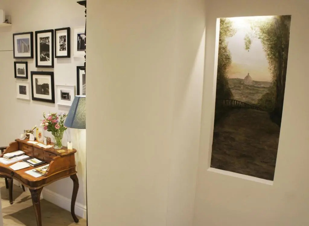 Roman Suite Guest House