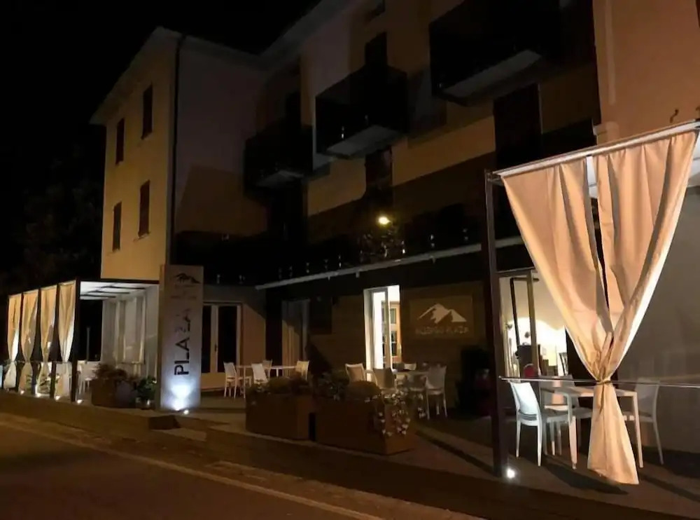 Albergo Ristorante Plaza