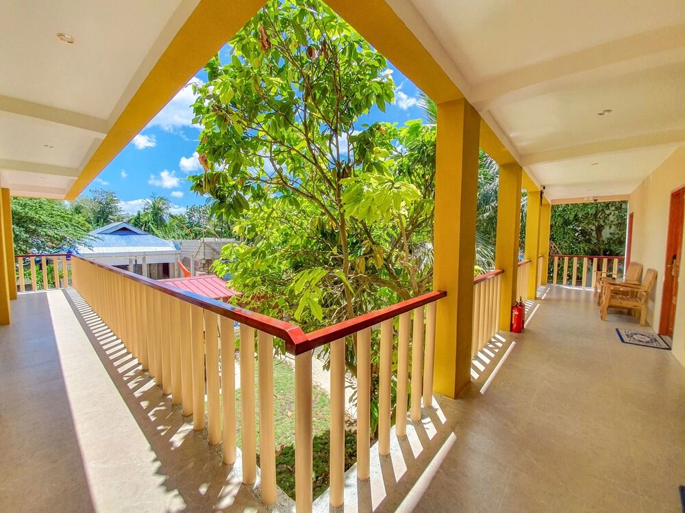 Speed 8 Inn Moalboal