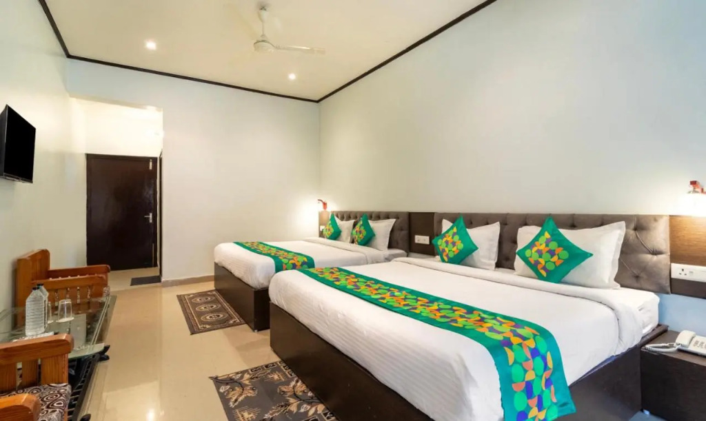 1 BR Boutique stay in Naukuchiatal, Bhimtal, by GuestHouser (69B4)