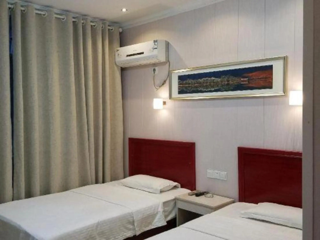 Changcheng Hotel