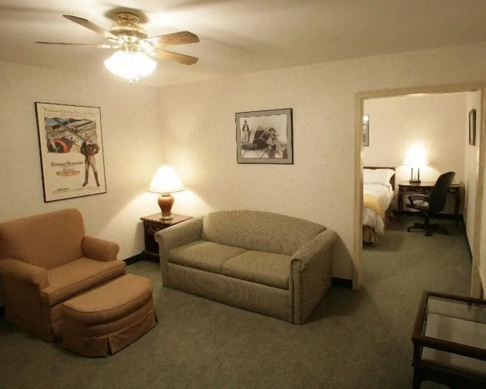 Beaumont Hotel