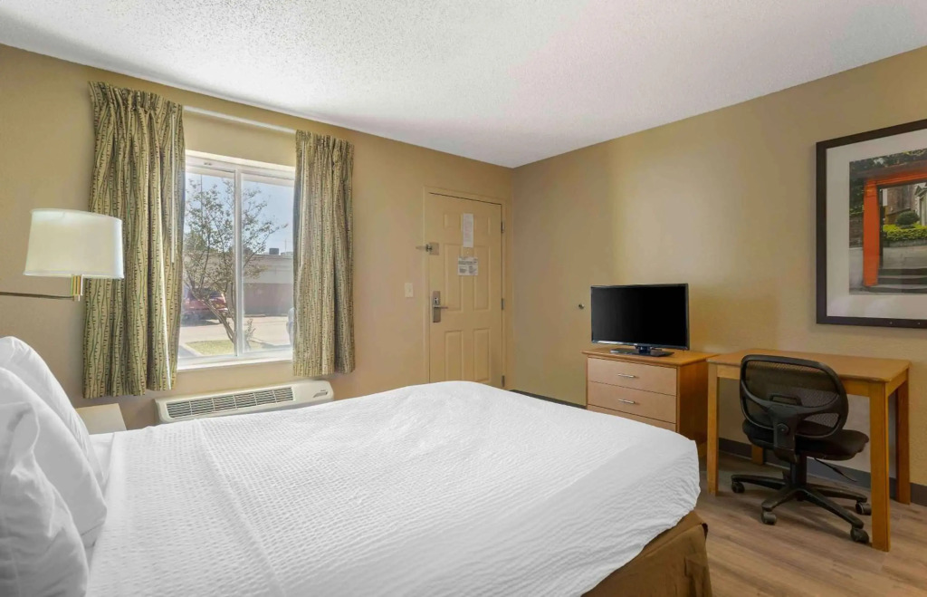 Extended Stay America Suites - Houston - The Woodlands
