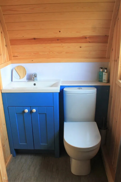 Cairnfold Cabins