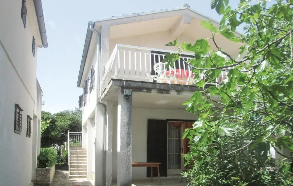 Awesome Home in Jadrija With Wifi and 2 Bedrooms