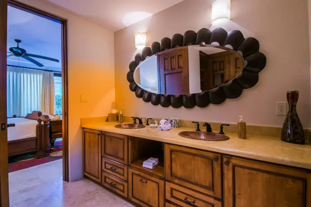 Casa Cortez Spectacular Seaside Getaway Sleeps 10