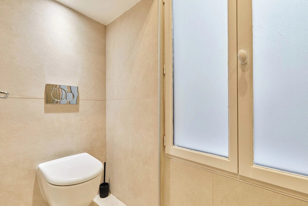 Amazing 3-bedroom Apartment - Center of Paris