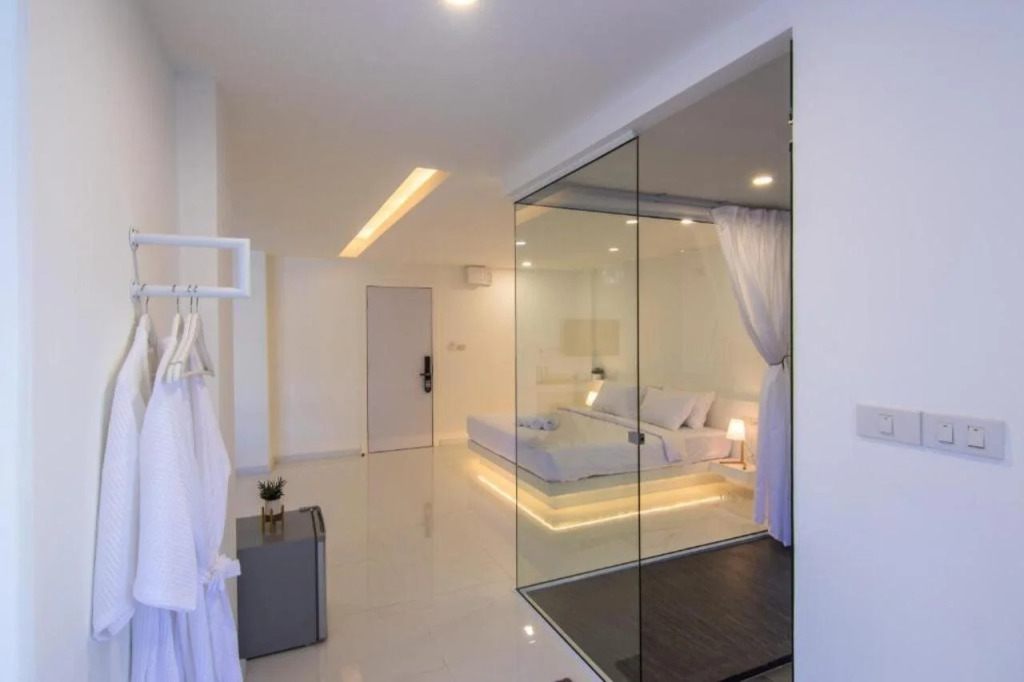 The White Hotel By Charoensri (SHA Extra Plus)
