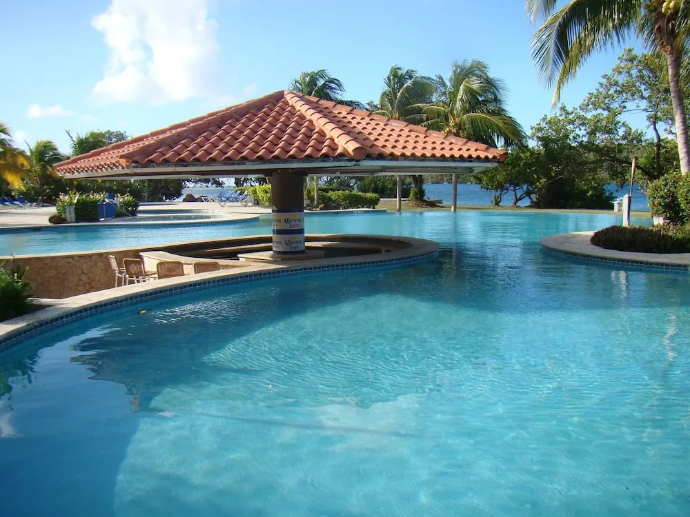 Sea Breeze Hotel