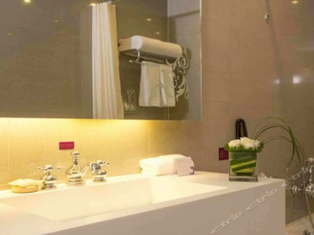 Grand Mercure Hotel Hualing
