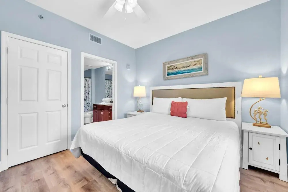 Laketown Wharf 116