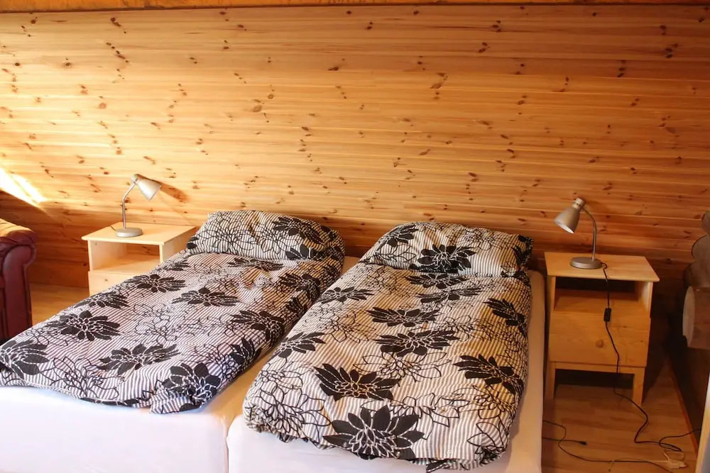 Akureyri Log Cottage