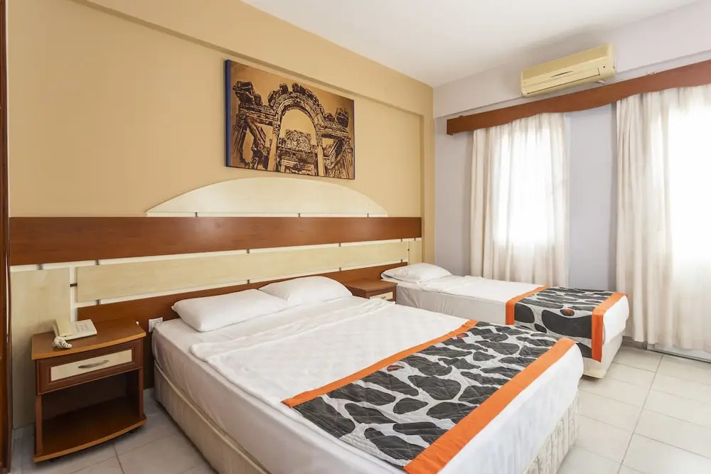 Tiana Moonlight Hotel - All Inclusive
