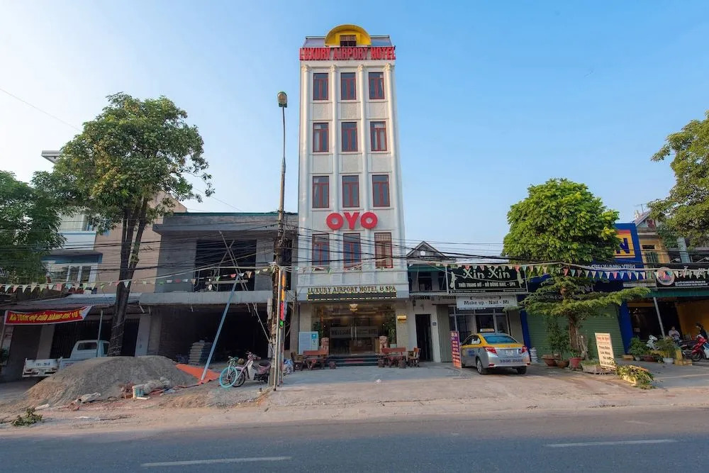 Oyo 383 Luxury Airport Hotel & SPA
