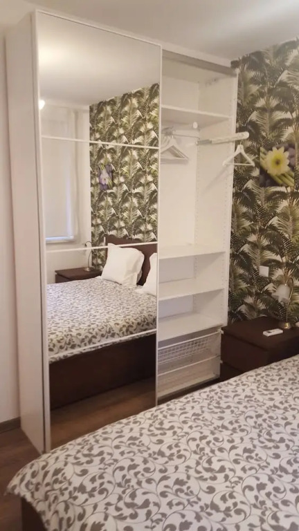 Balcescu Apartment 33