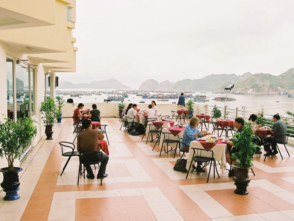 Holiday View Hotel