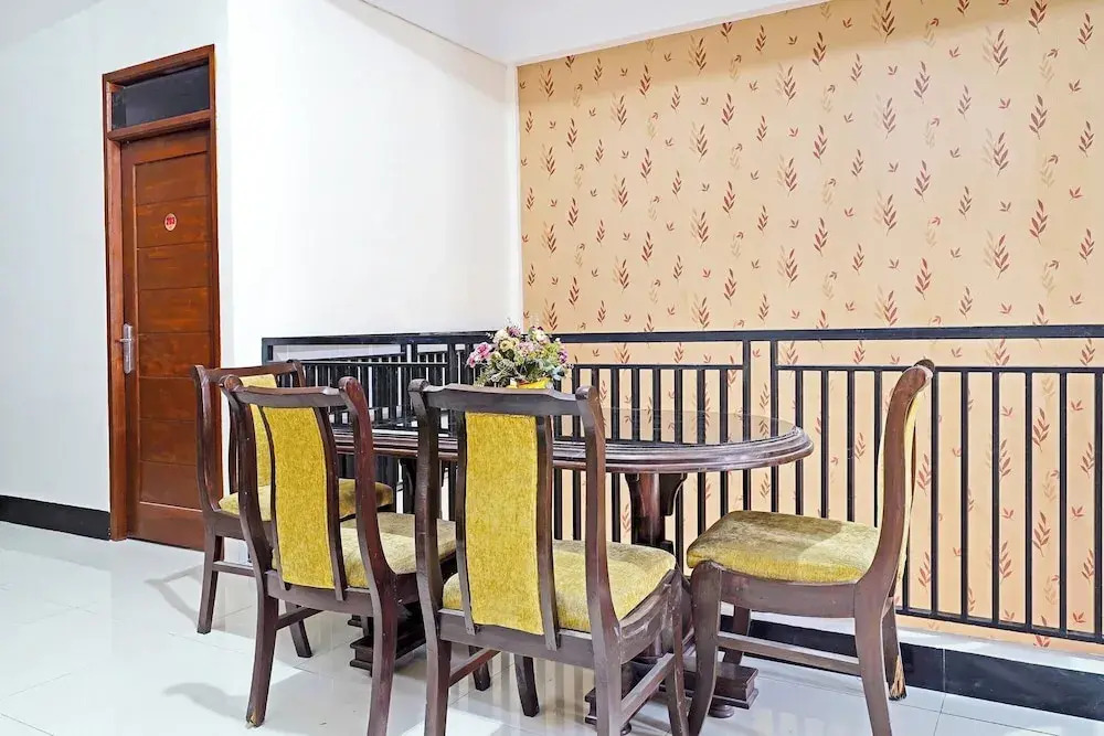 Jawara Guest House Syariah by OYO