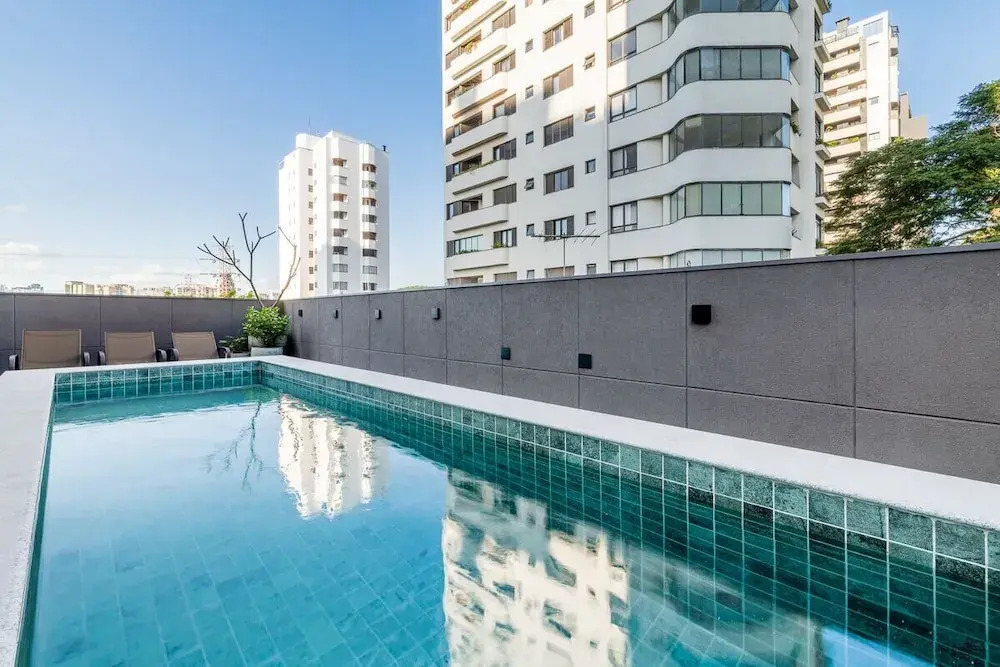 Piscina- AC- academia - Brazilian Corner